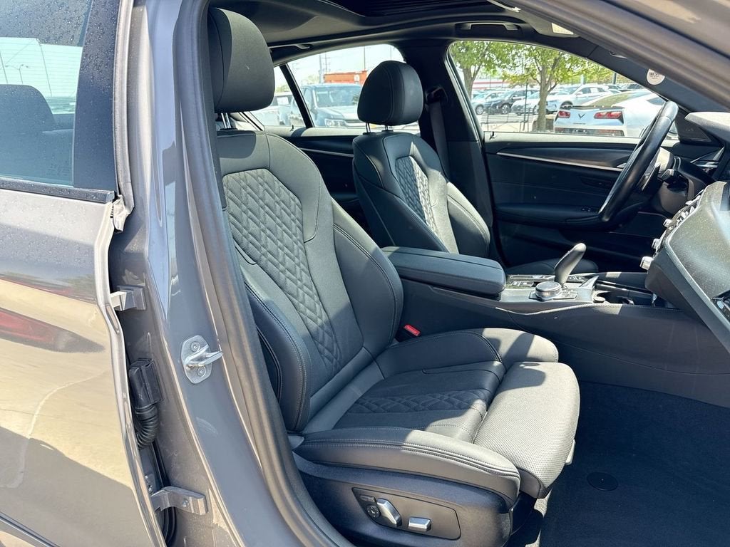 2022 BMW 5 Series 530e xDrive