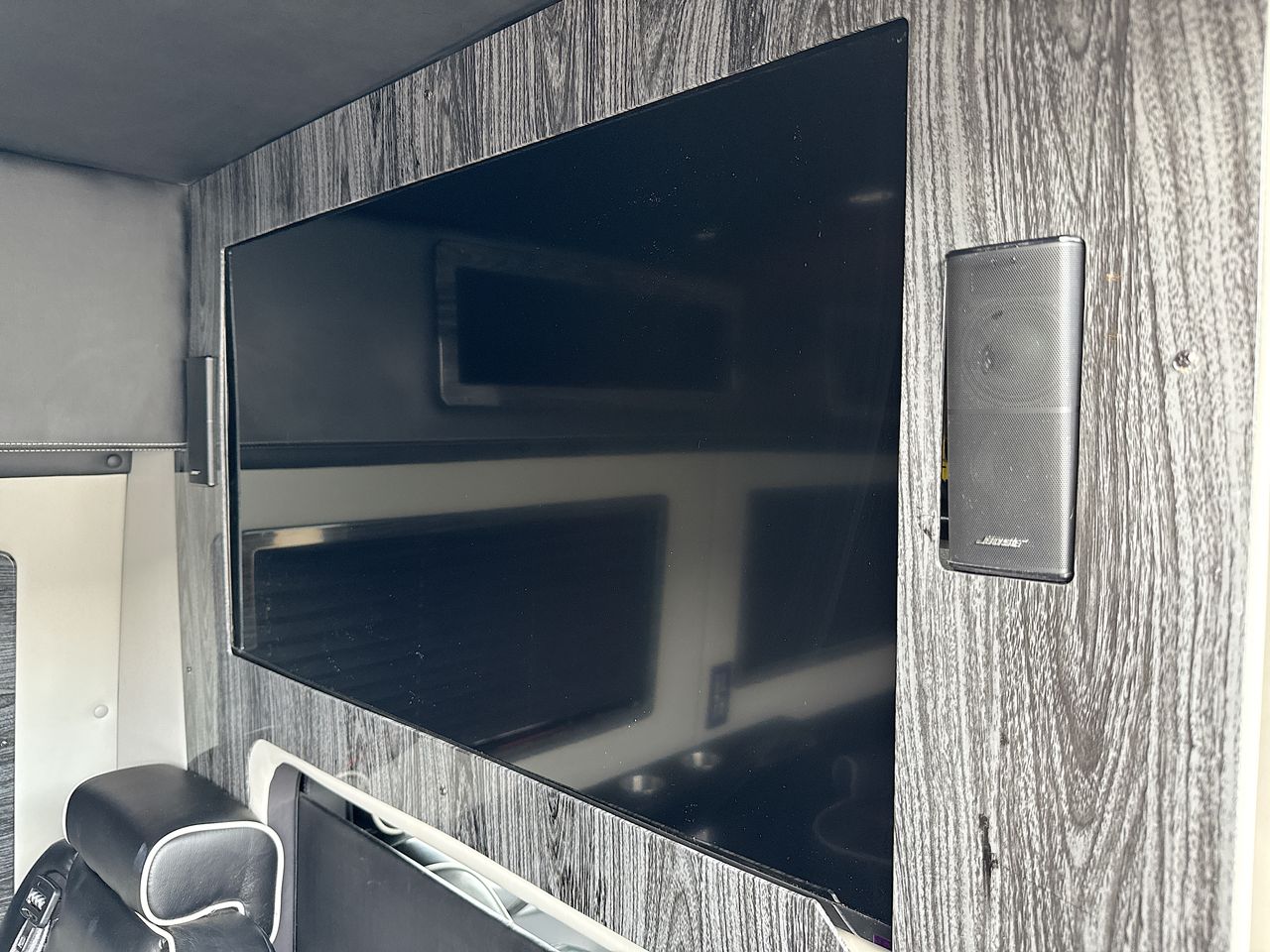 2016 Mercedes-Benz Sprinter Chassis-Cabs 2WD Reg Cab 170" WB