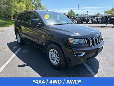 2020 Jeep Grand Cherokee Laredo