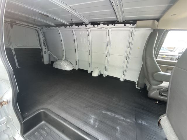 2023 GMC Savana Cargo 3500 Work Van