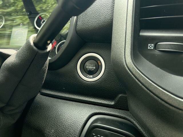 2025 RAM 2500 Tradesman Crew Cab 4x4 8' Box