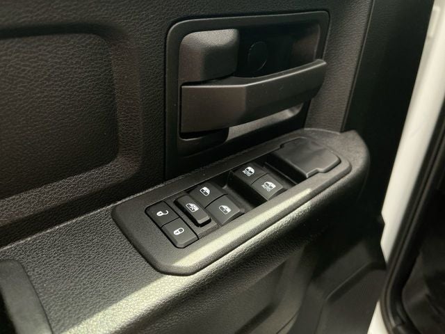2025 RAM 2500 Tradesman Crew Cab 4x4 8' Box