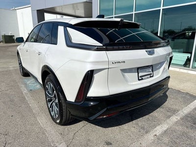 2024 Cadillac LYRIQ Sport 2