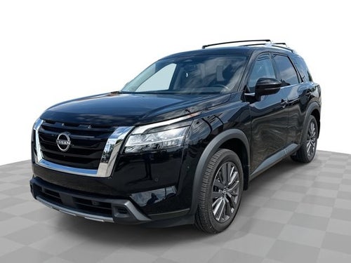 2023 Nissan Pathfinder SL 4WD